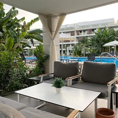Luxury - In Courtyard *