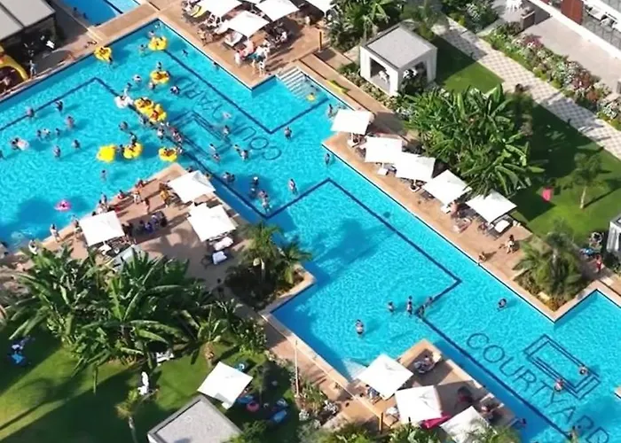 Luxury - In Courtyard *